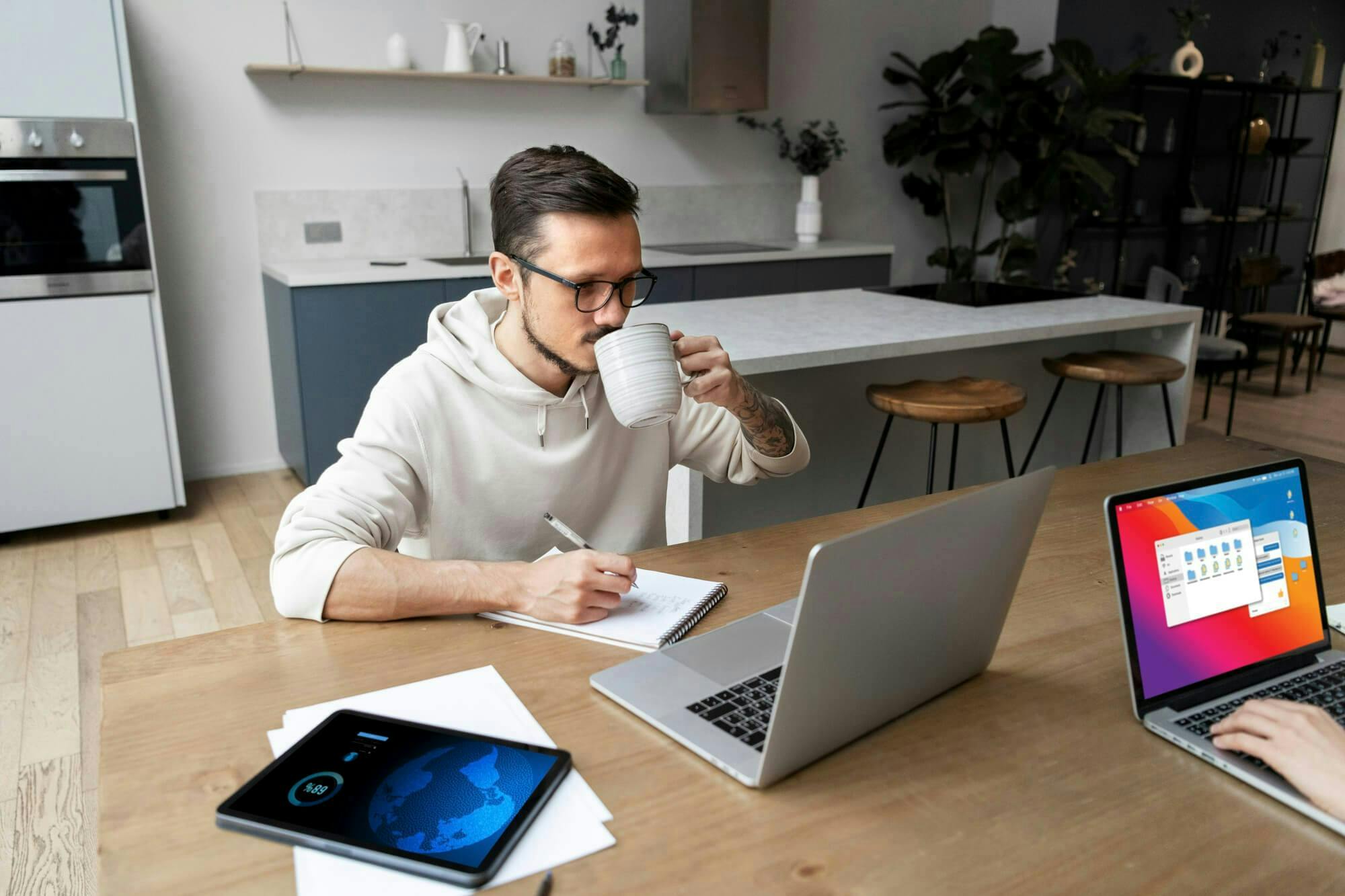 7 EASY TO START Work From Home Jobs